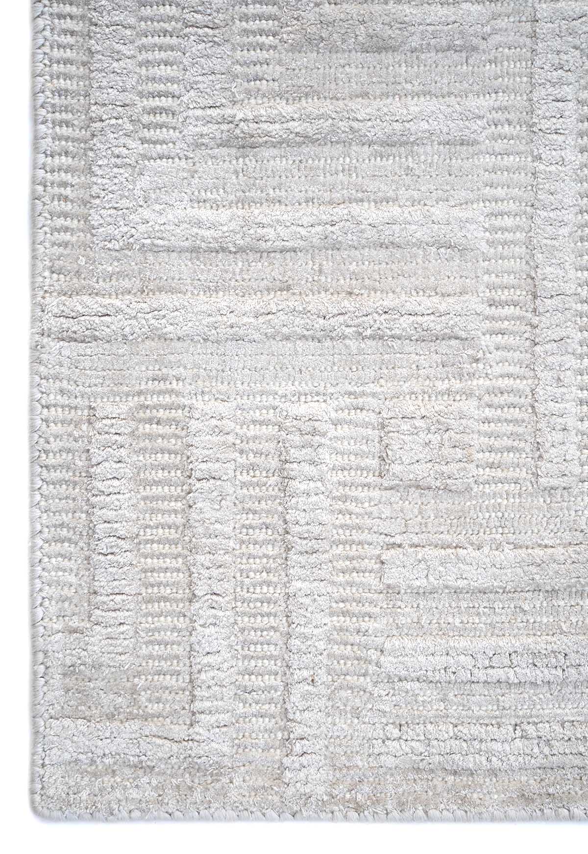 White Gold Wool & Silk Rug