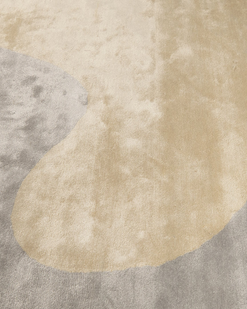 rugberry-nasai-silk-rug-pale-grey-3