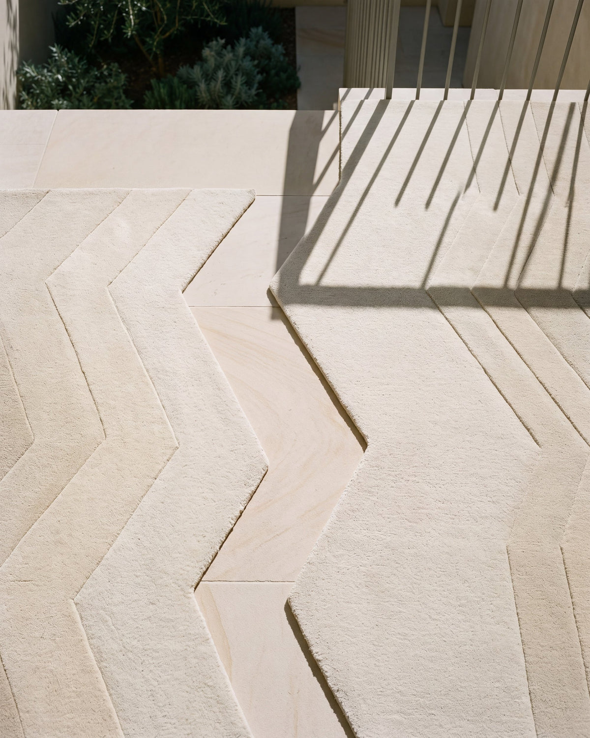 Cadence edge in sun