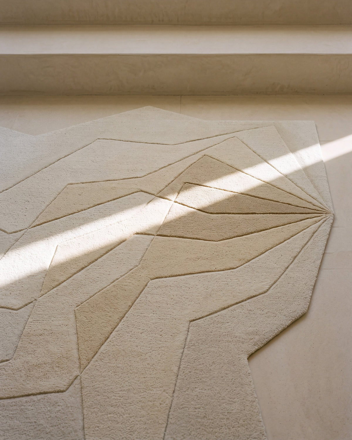 Where the folds of Lucid meet