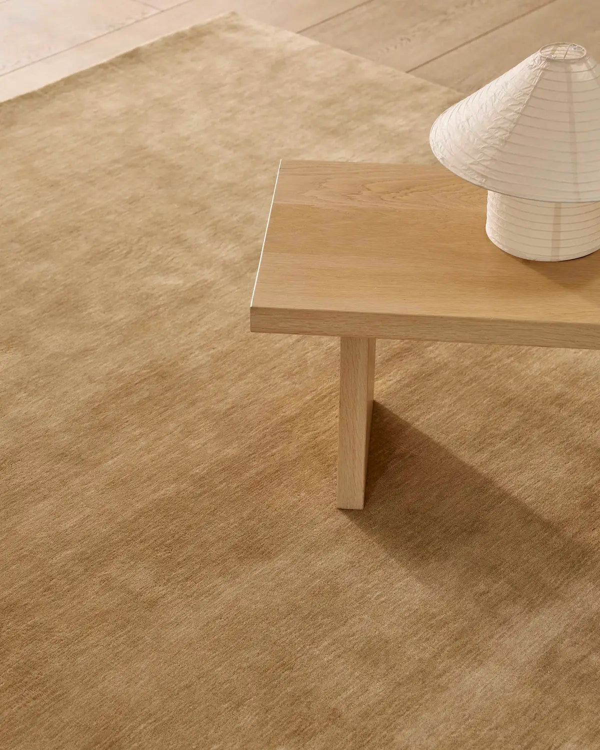 Rugberry rug in a Dubai living room beside a floor lamp