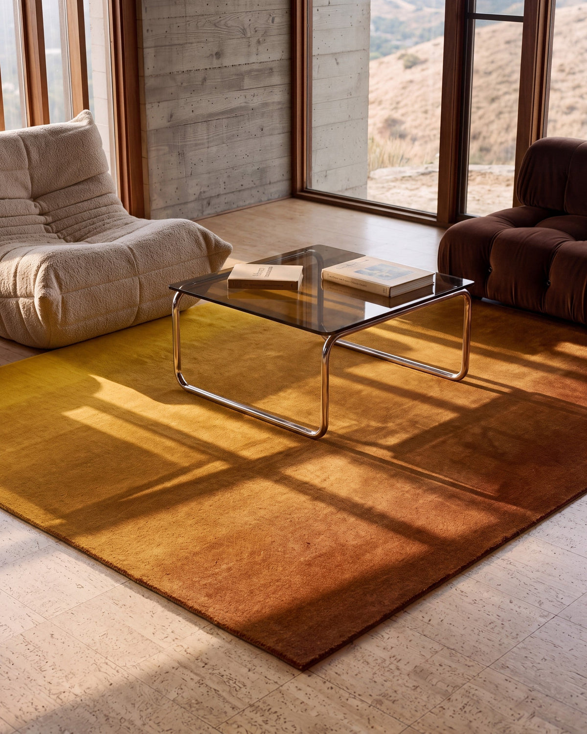 Solaris, Ombré Pristine rug, Rust, pit floor, golden hour (gradient fixed)